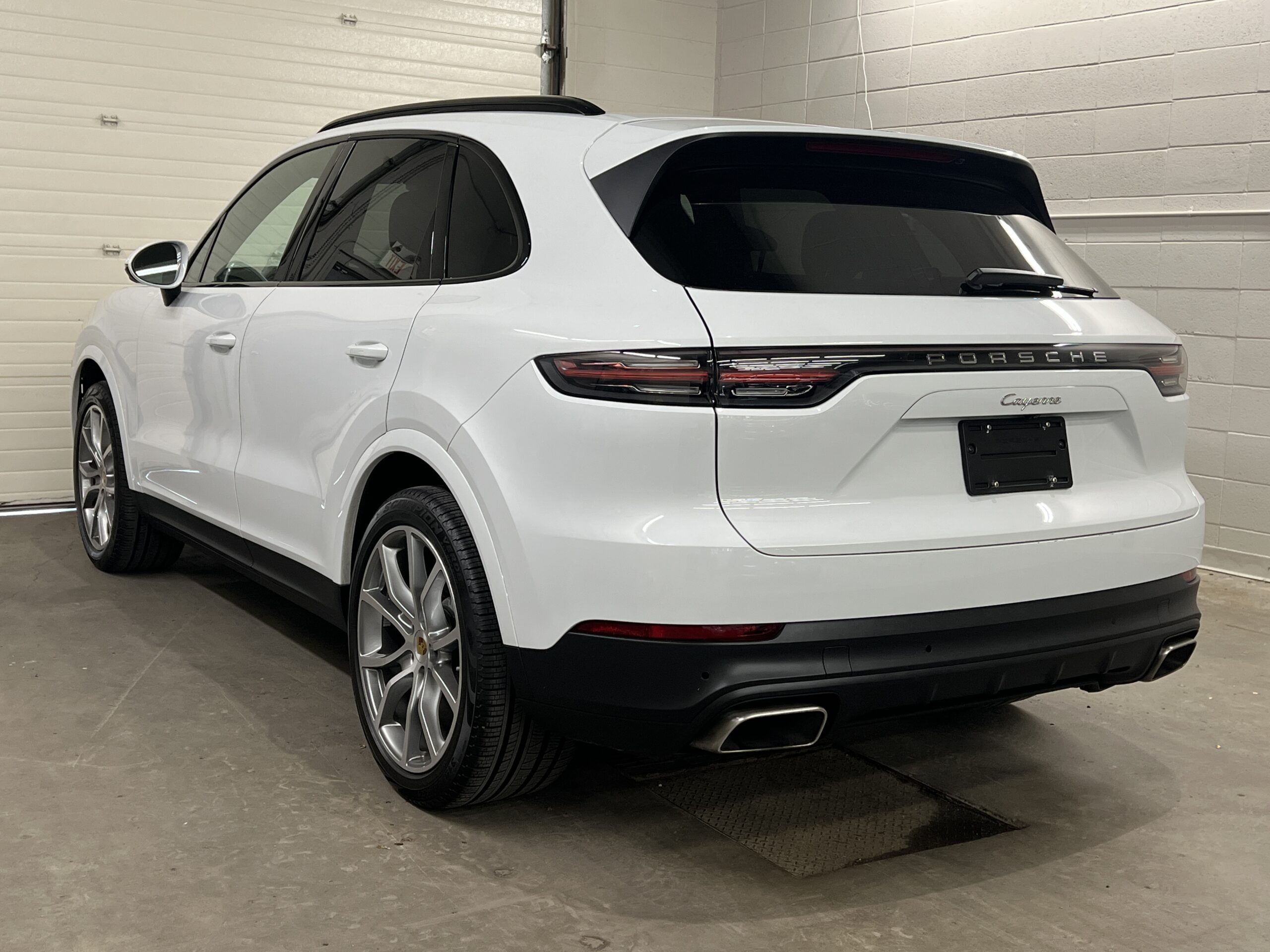 2020 PORSCHE CAYENNE - Image 3