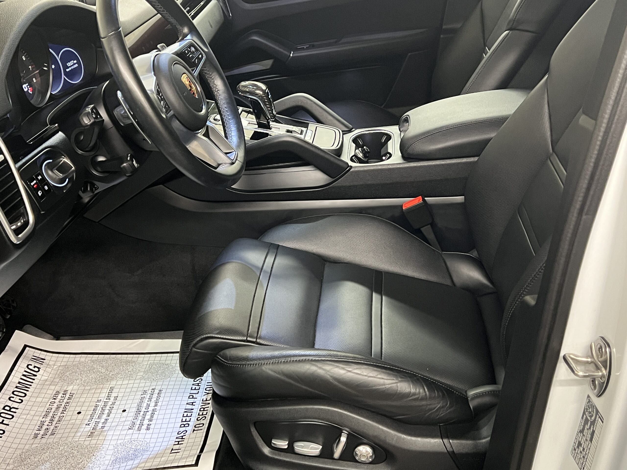 2020 PORSCHE CAYENNE - Image 8