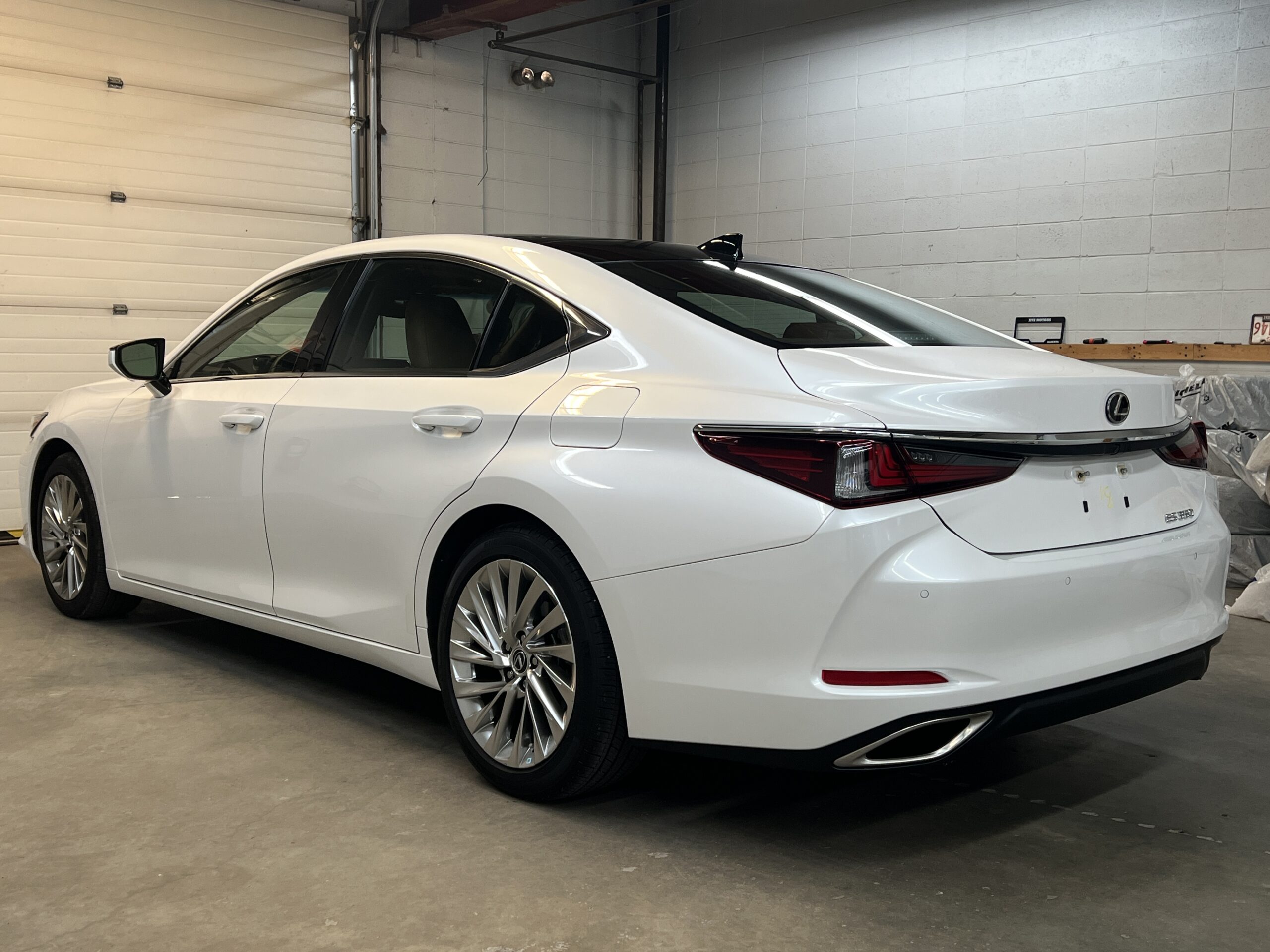 2021 LEXUS ES350 FWD ONE ONWER NO ACCIDENT - Image 6