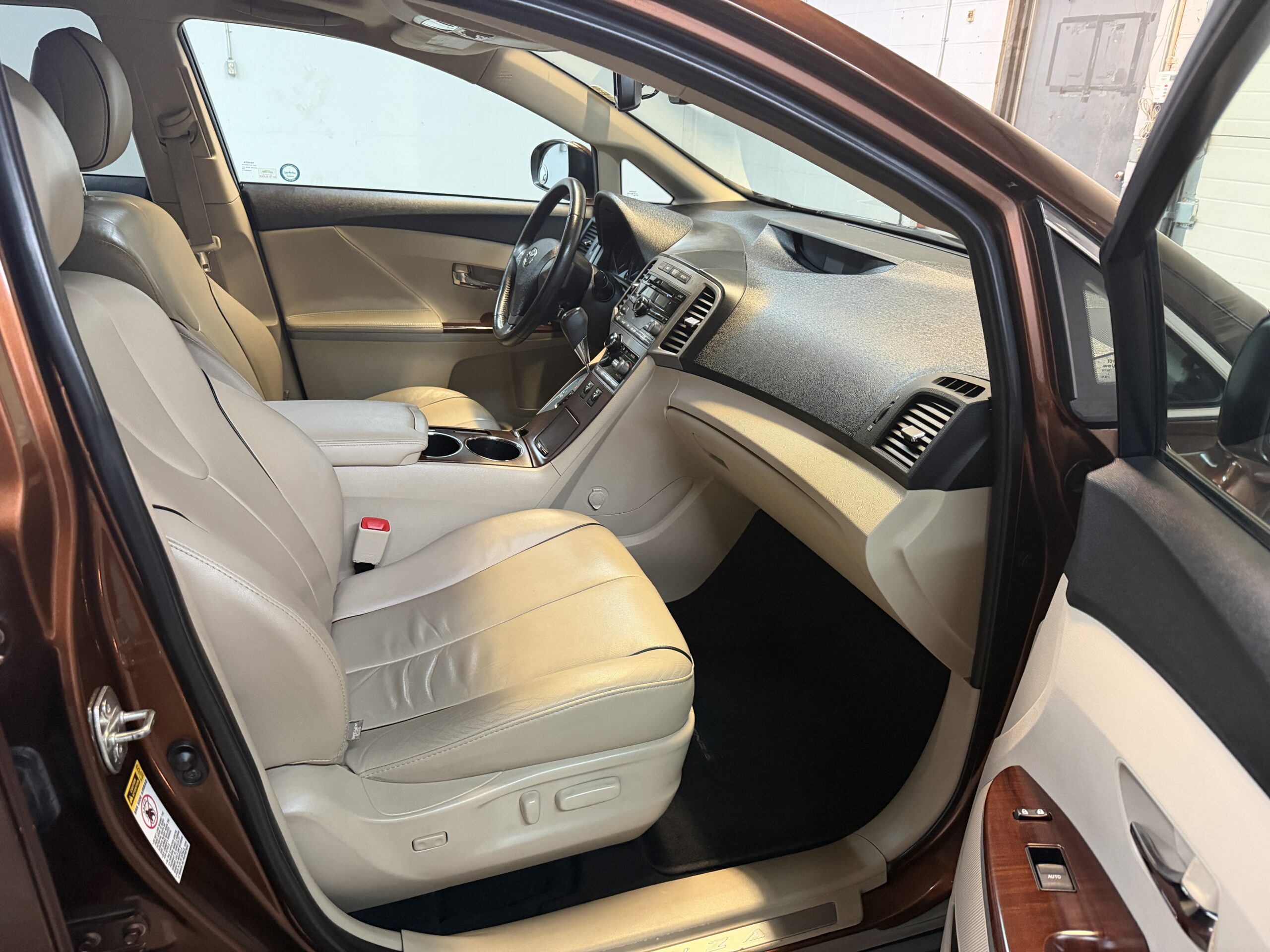 2009 TOYOTA VENZA AWD *PENDING* - Image 7