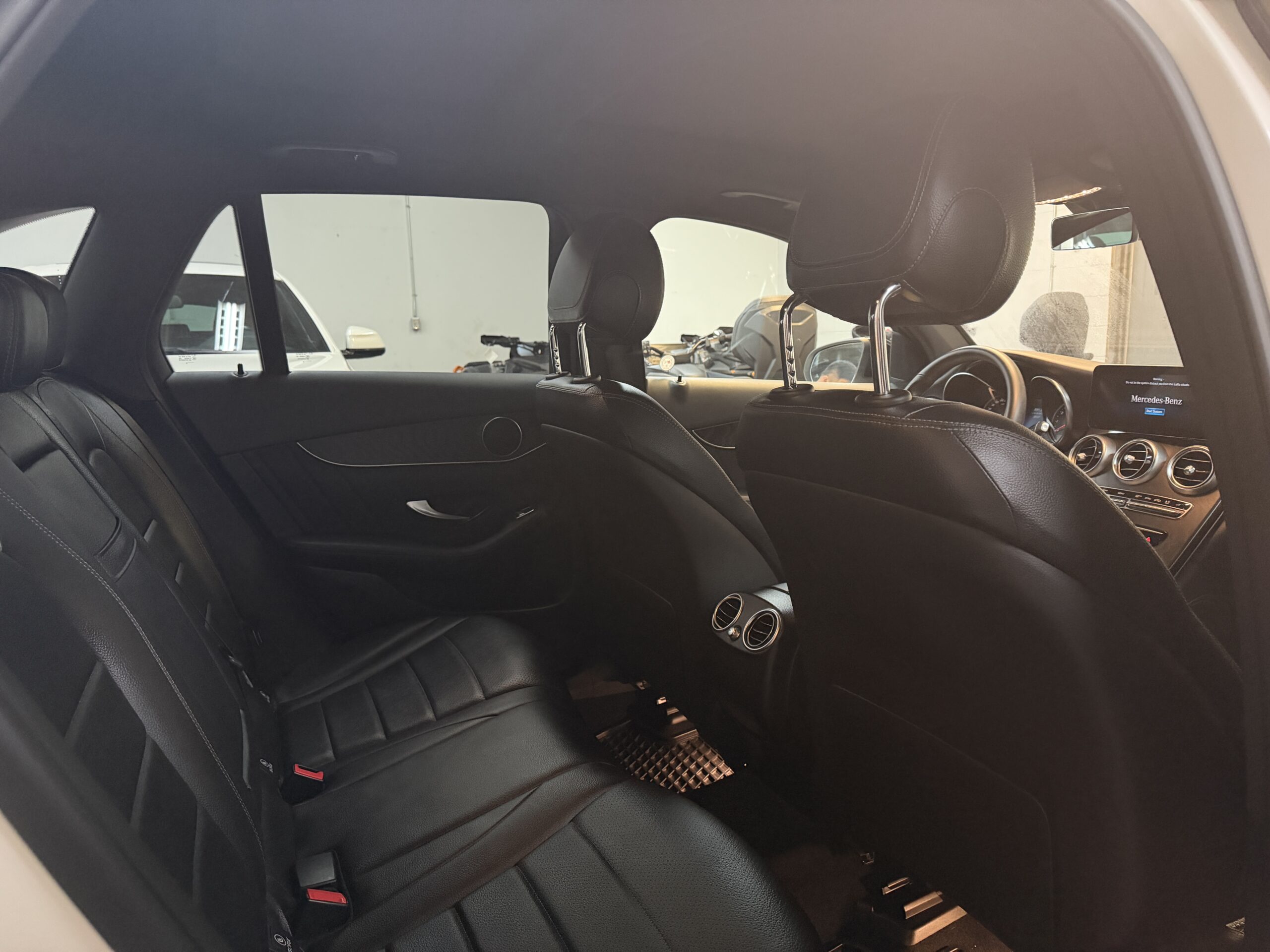 2022 MERCEDES BENZ GLC300 4MATIC - Image 9