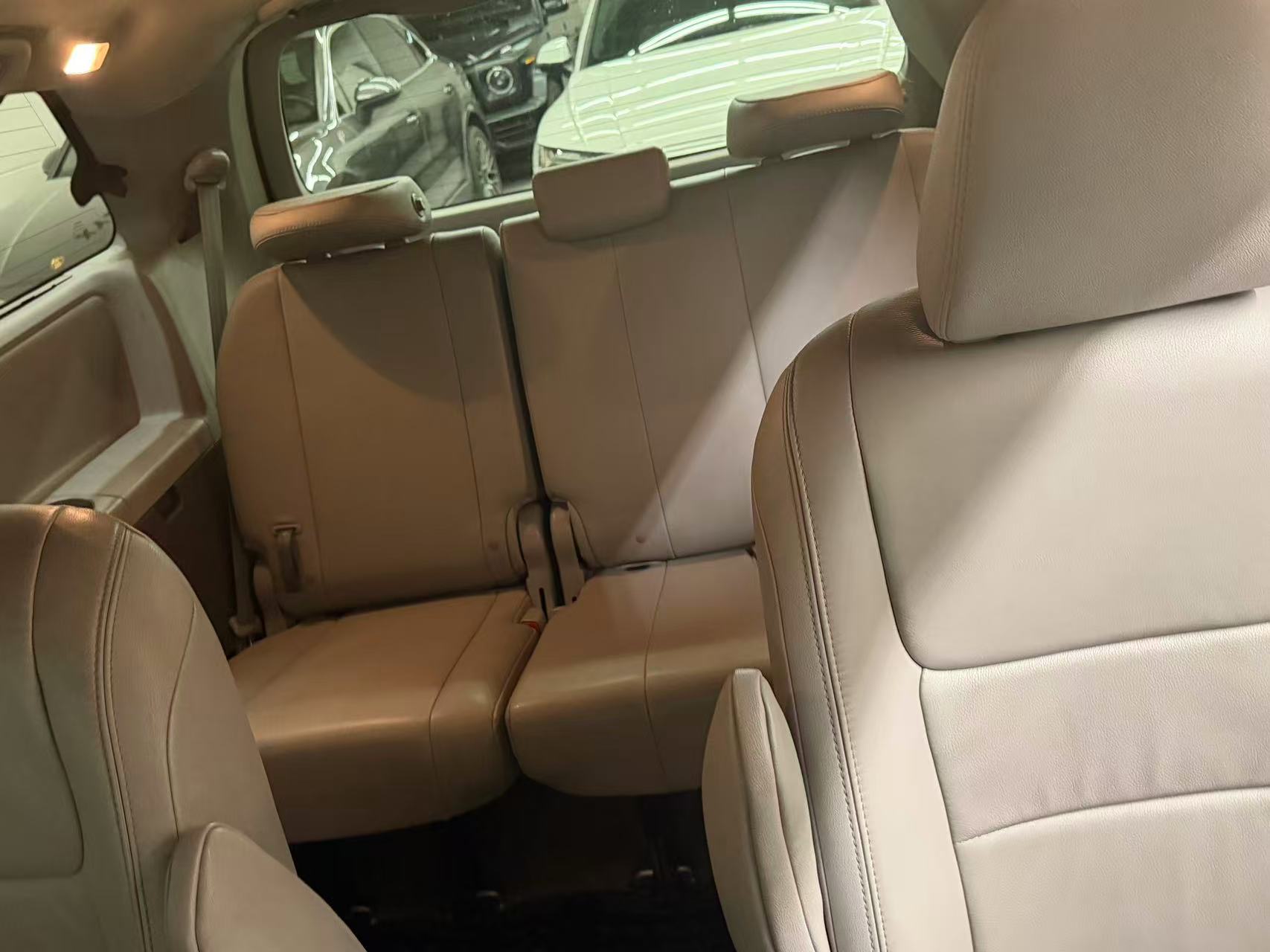 2015 TOYOTA SIENNA XLE AWD *PENDING* - Image 12