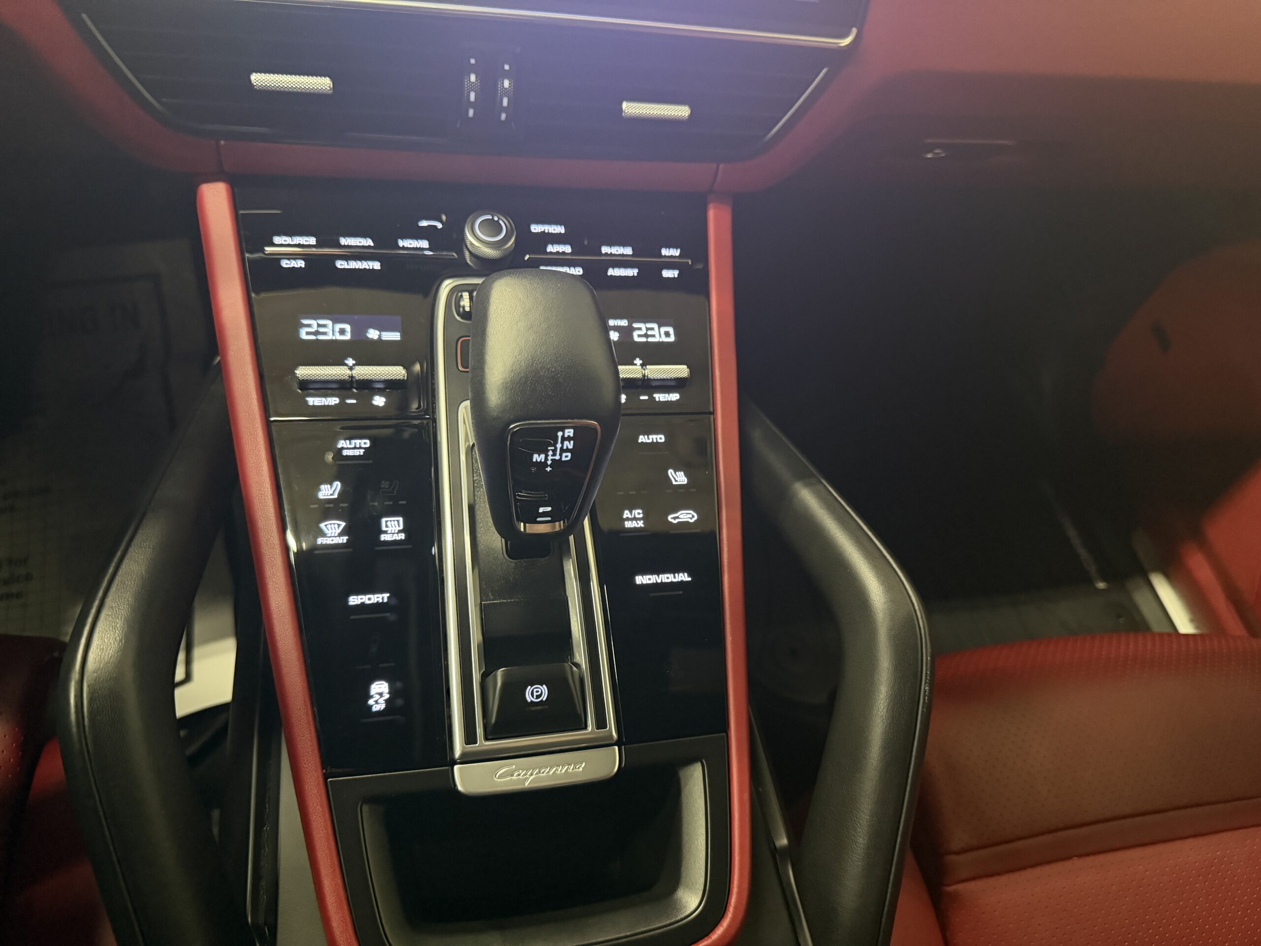 2023 PORSCHE CAYENNE *PENDING* - Image 13