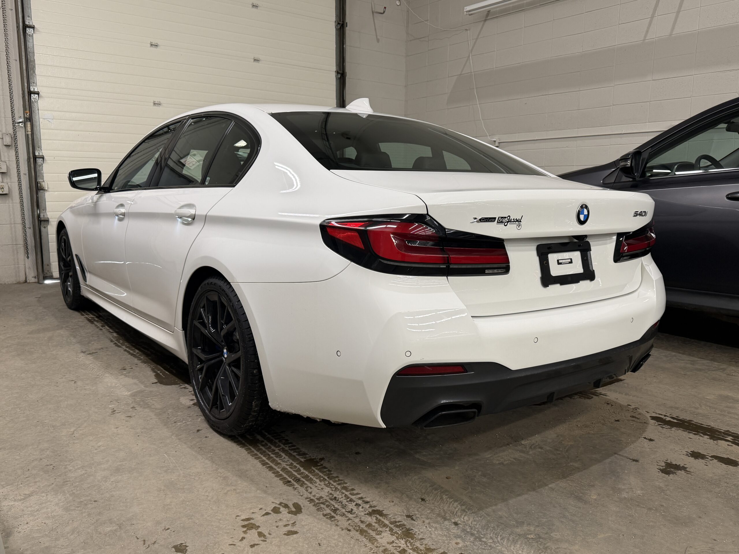 2022 BMW 540 XDRIVE - Image 3
