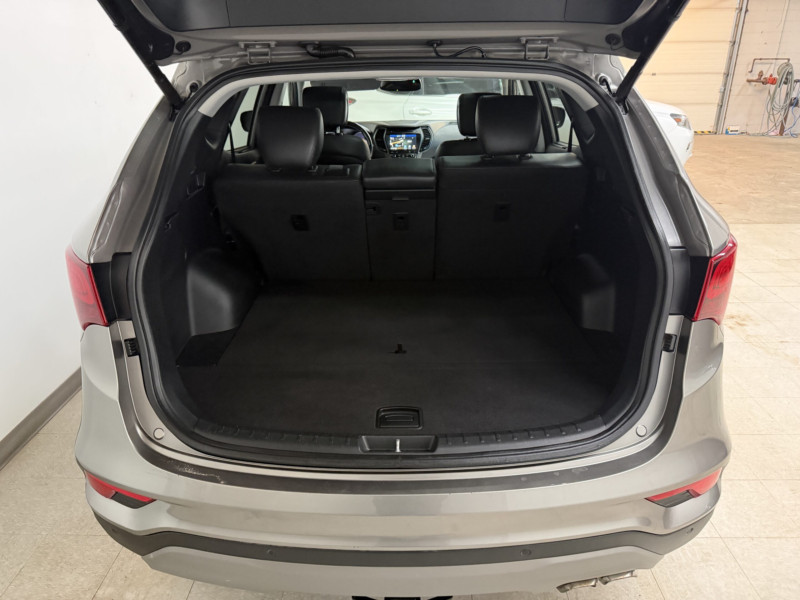 2018 HYUNDAI SANTA FE SPORT - Image 15