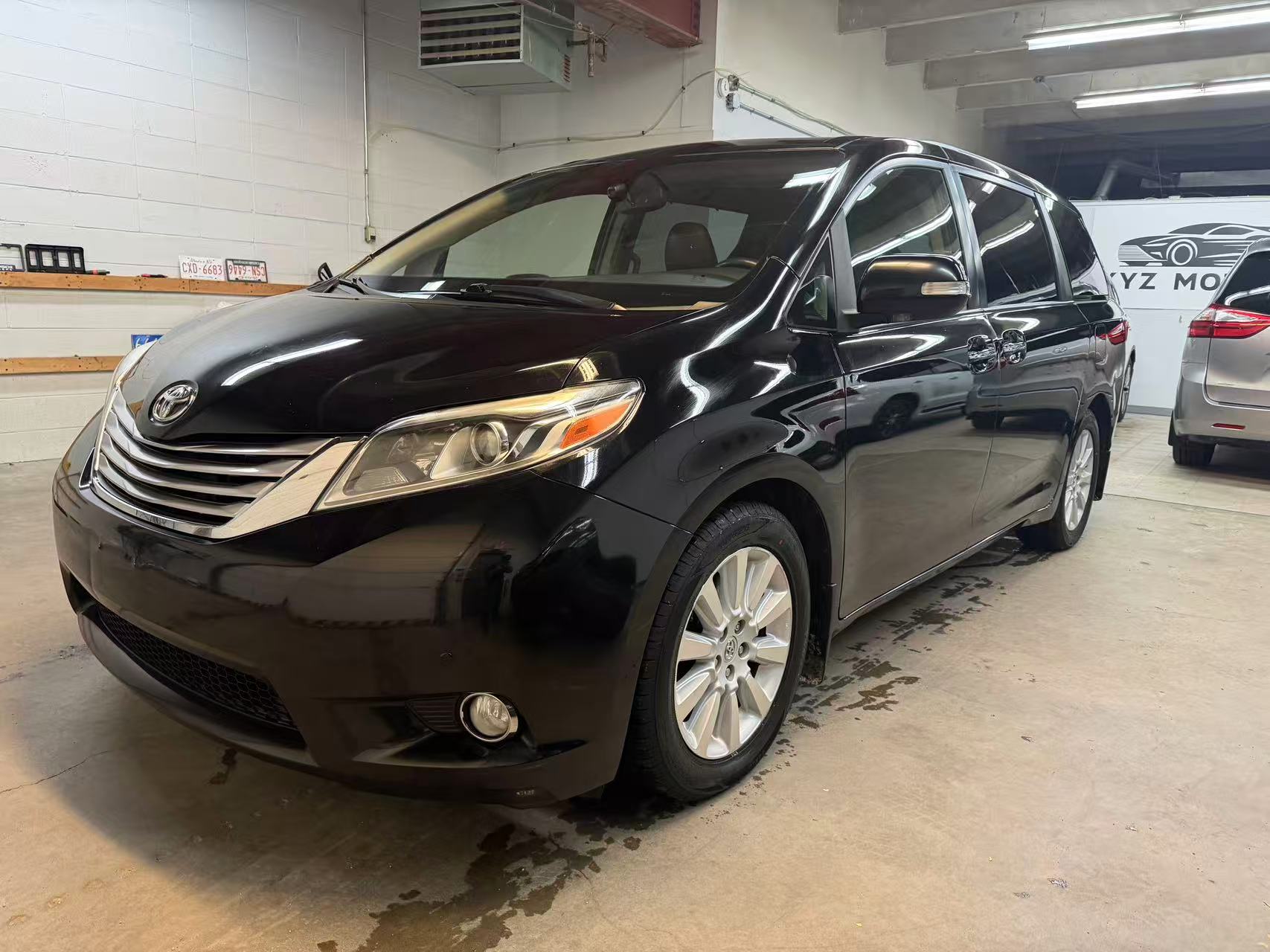 2015 TOYOTA SIENNA XLE LIMITED AWD *PENDING* - Image 6