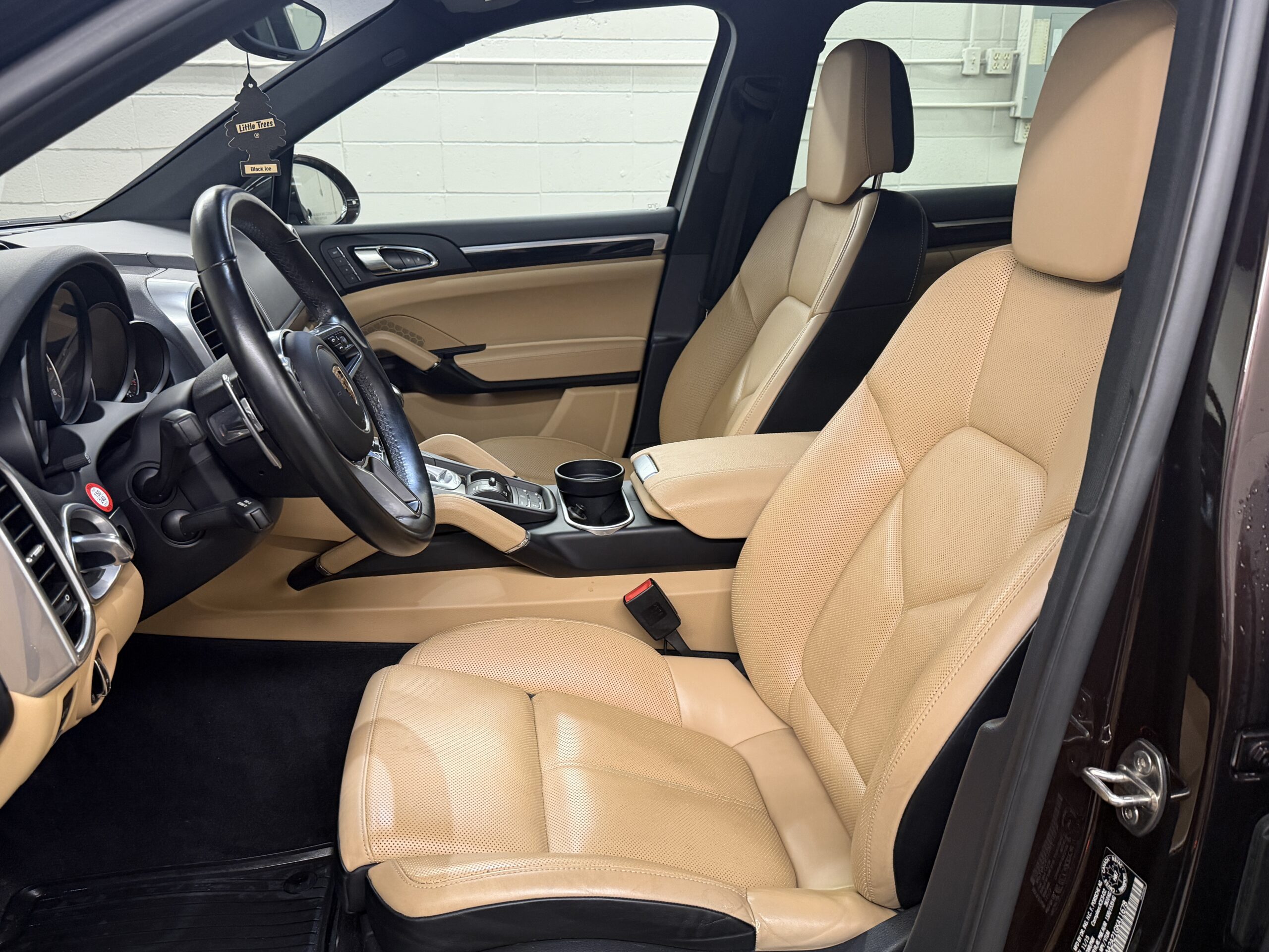 2016 PORSCHE CAYENNE *PENDING* - Image 9