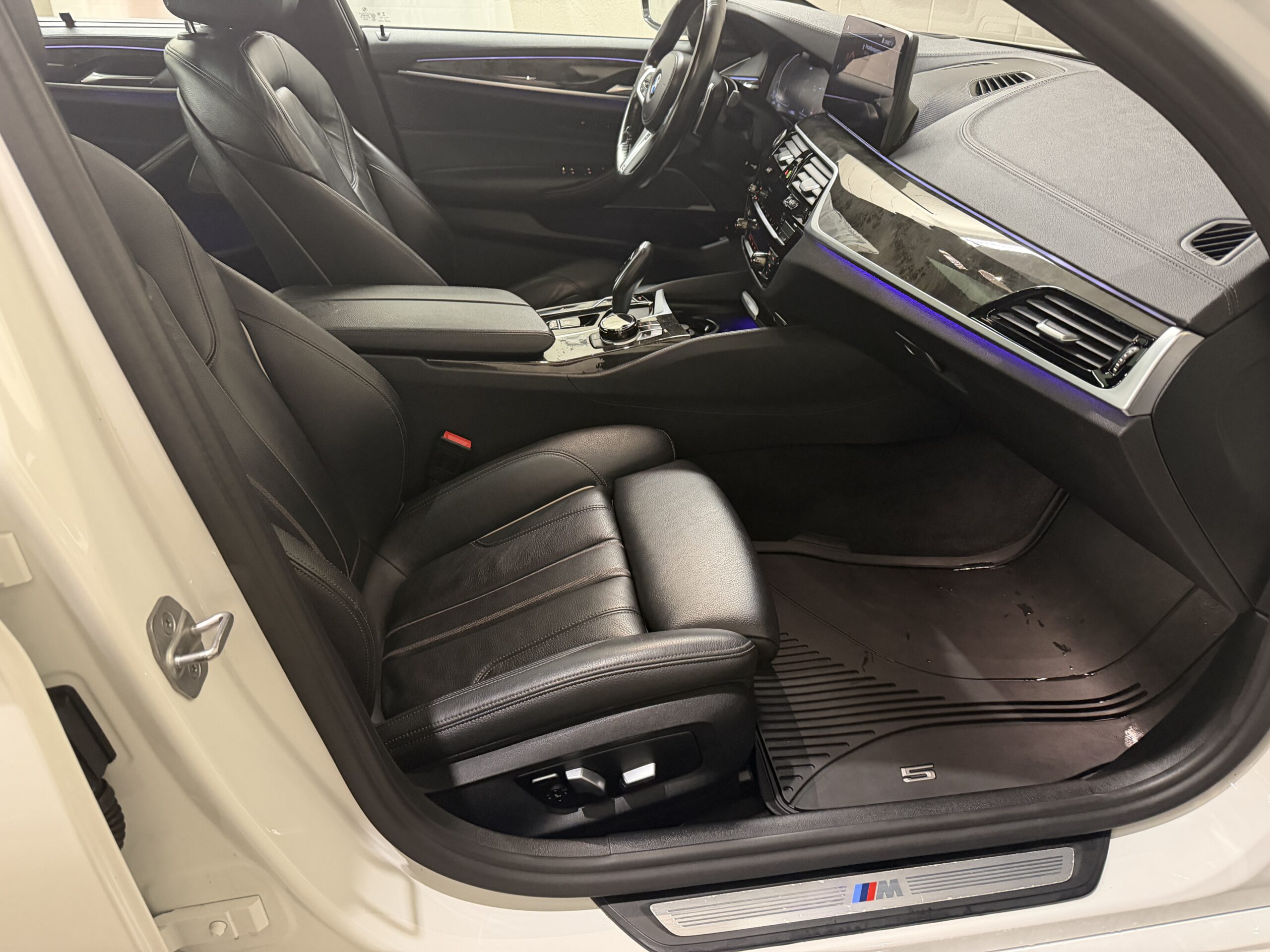 2022 BMW 540 XDRIVE - Image 8