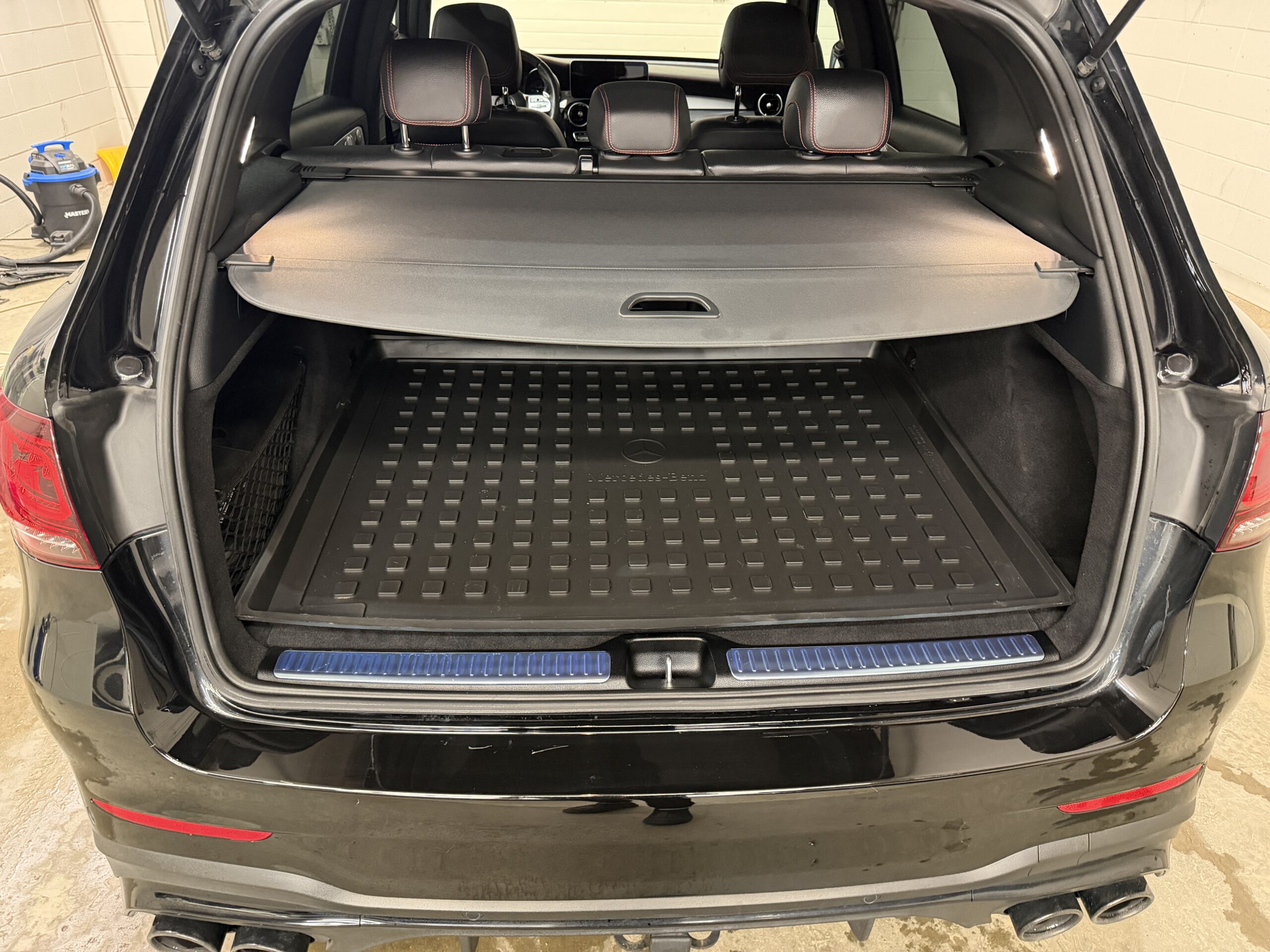 2020 MERCEDES-BENZ GLC 43 4MATIC AMG *PENDING* - Image 11