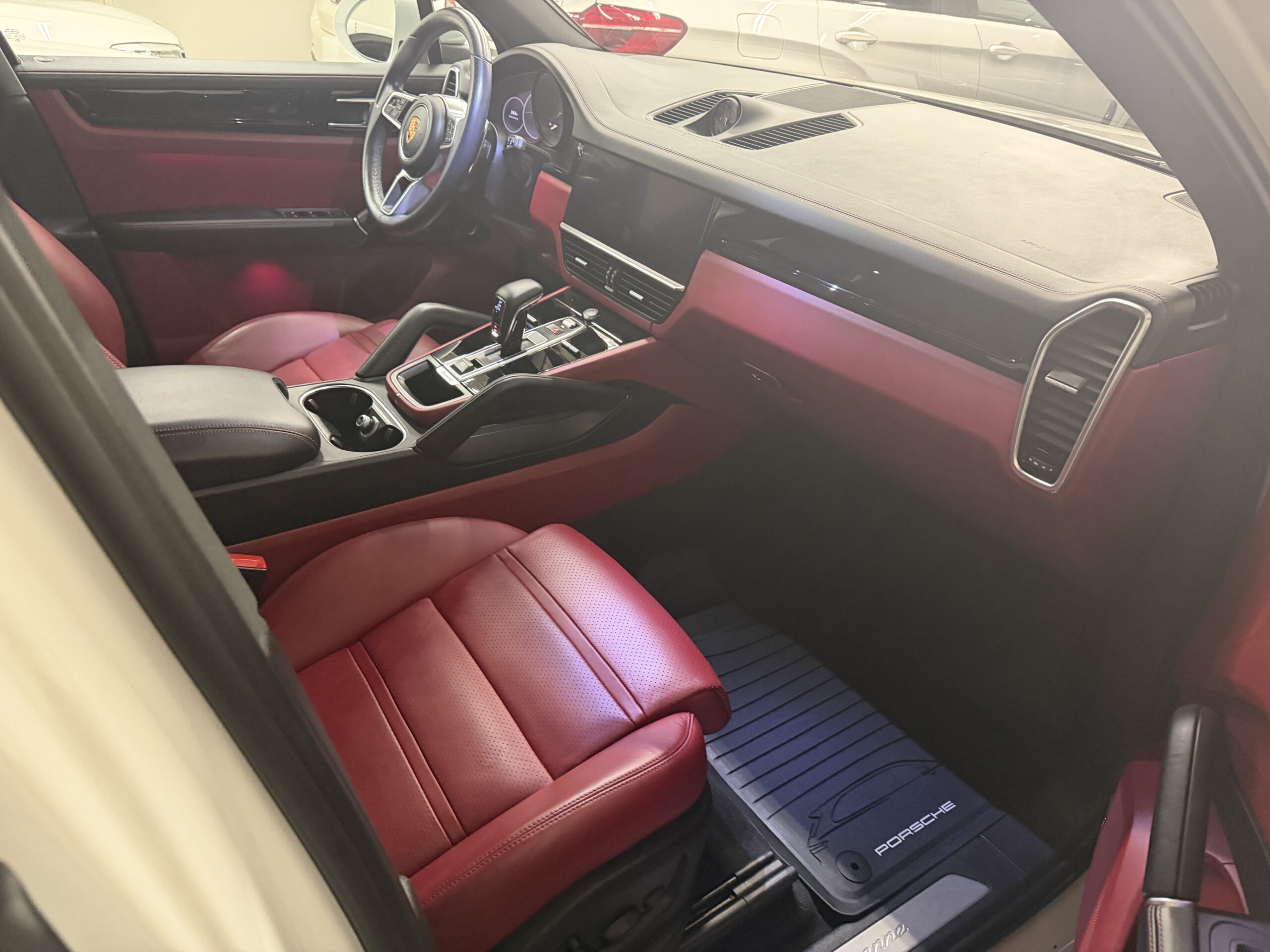 2023 PORSCHE CAYENNE *PENDING* - Image 9