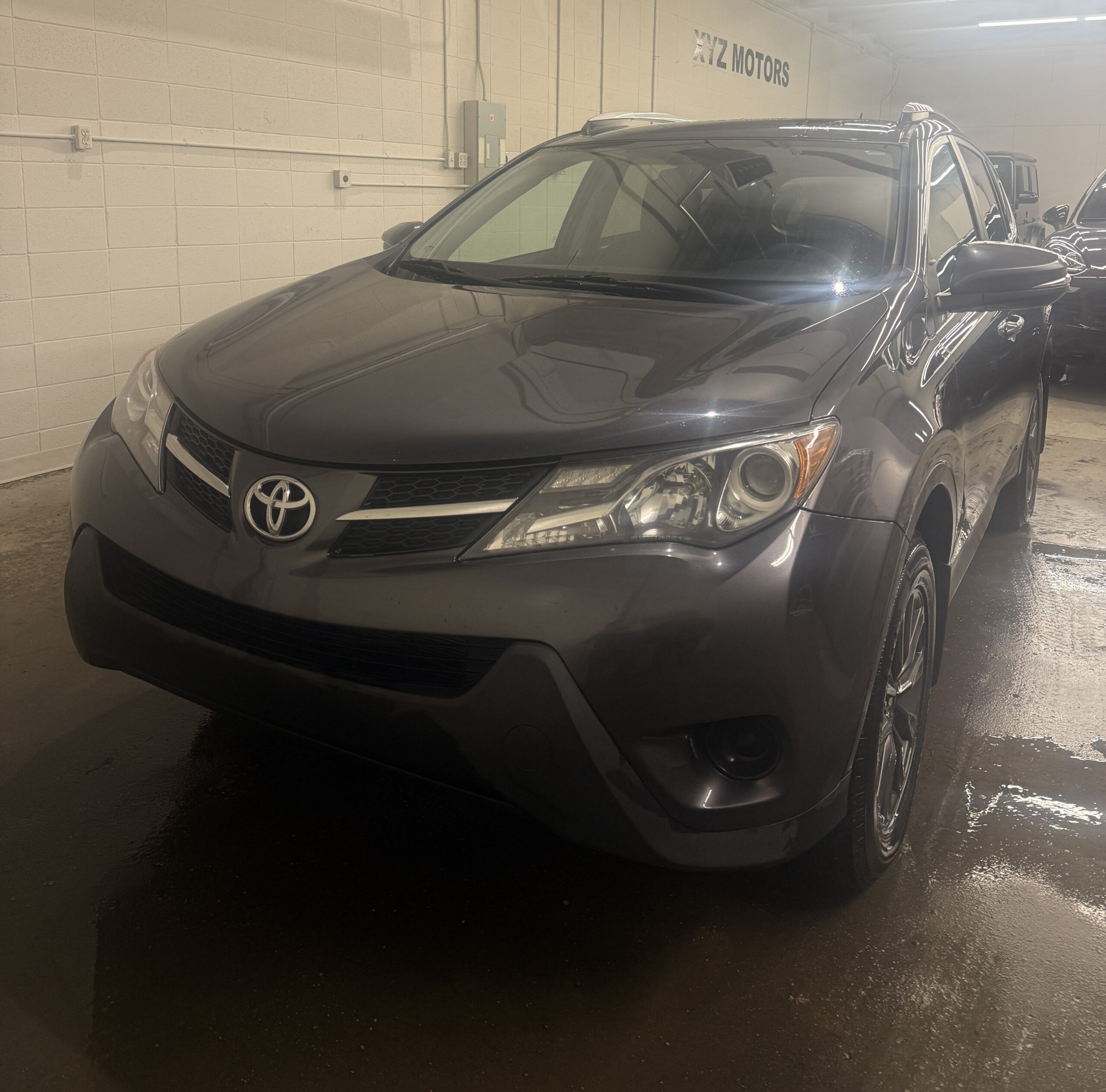 2015 TOYOTA RAV4 LE AWD - Image 2