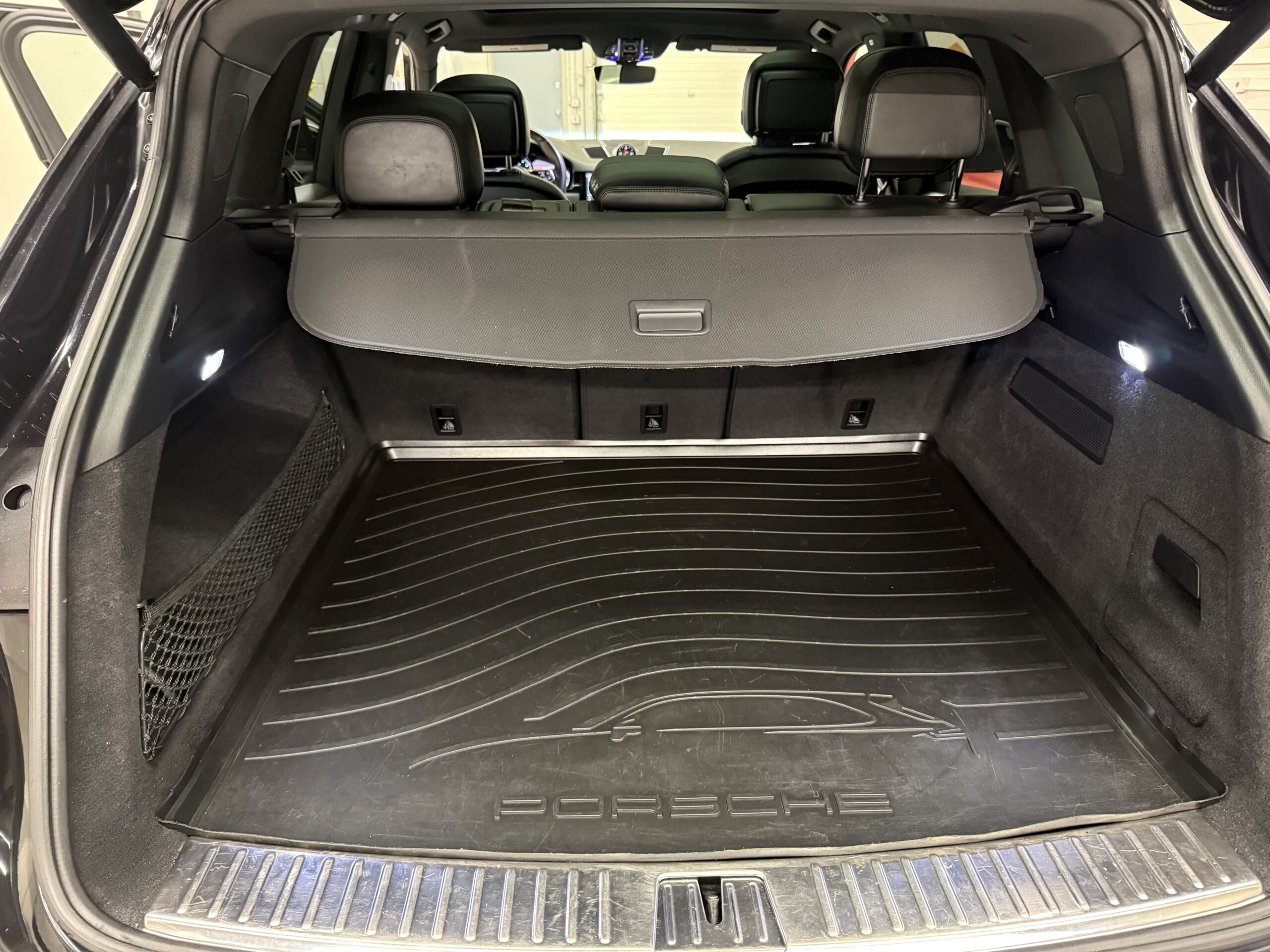 2019 PORSCHE CAYENNE - Image 14