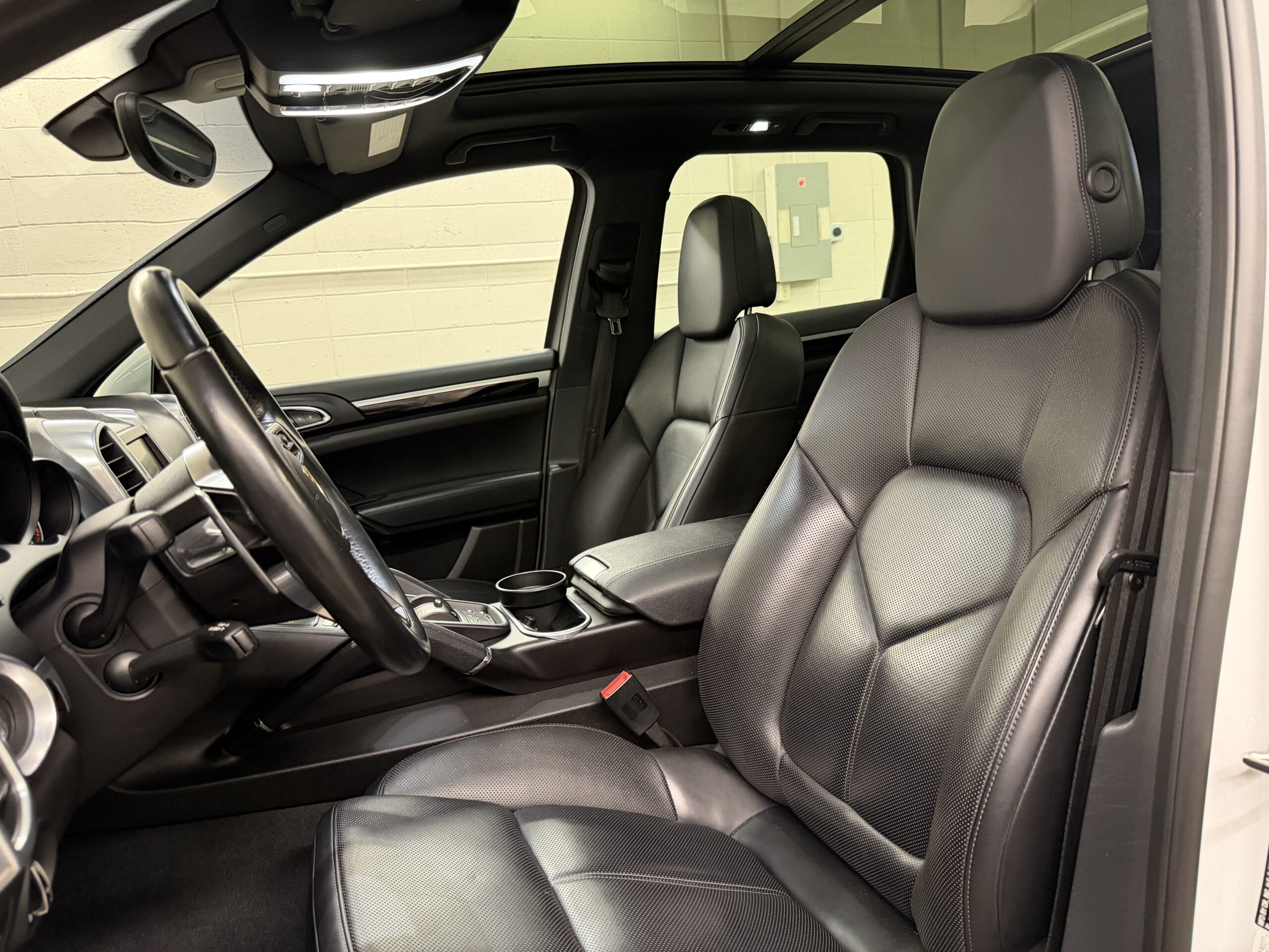 2016 PORSCHE CAYENNE - Image 8
