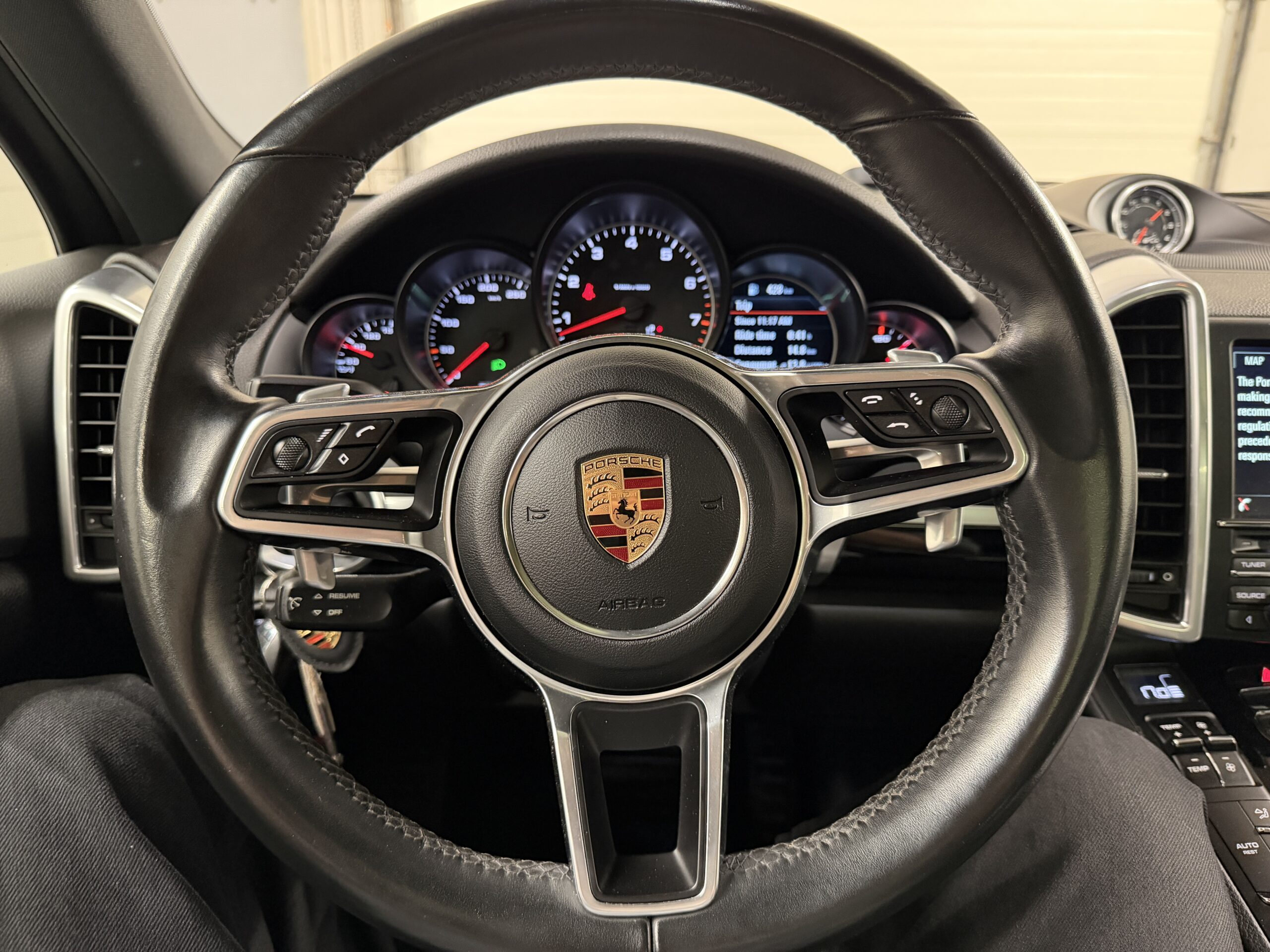 2016 PORSCHE CAYENNE - Image 17