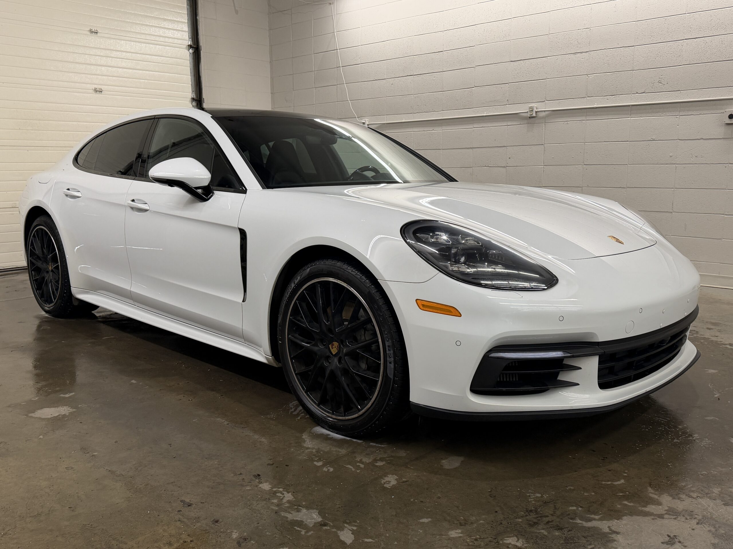 2018 PORSCHE PANAMERA 4S - Image 2