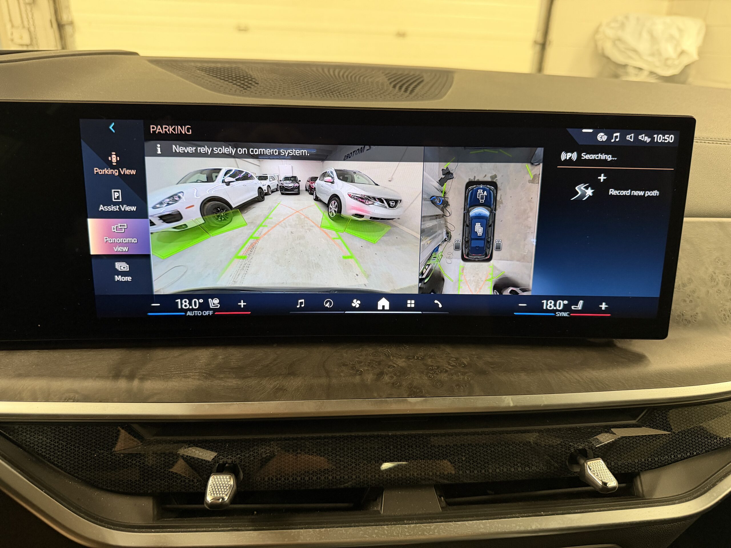 2024 BMW X7 XDRIVE40I - Image 14