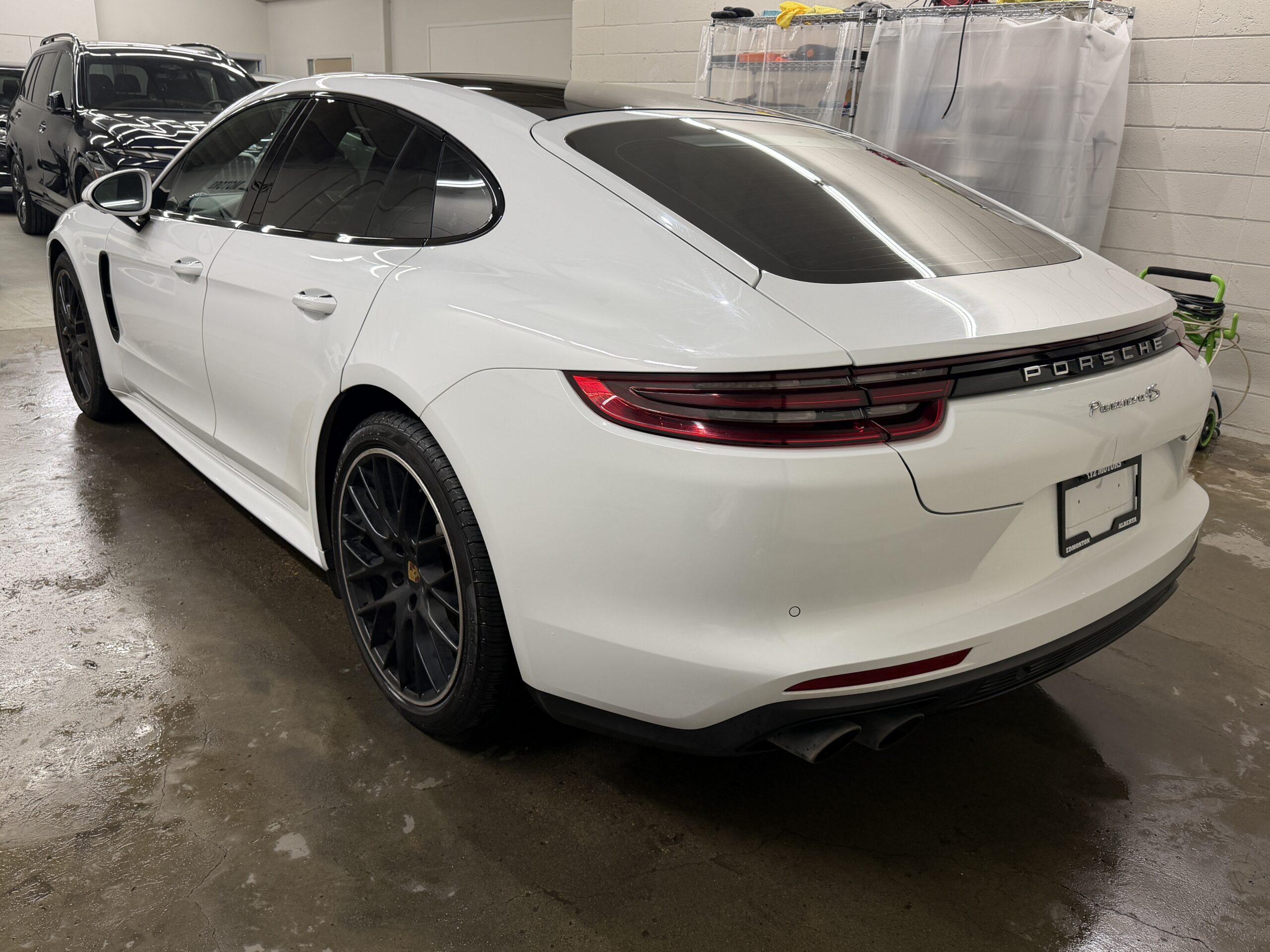 2018 PORSCHE PANAMERA 4S - Image 5