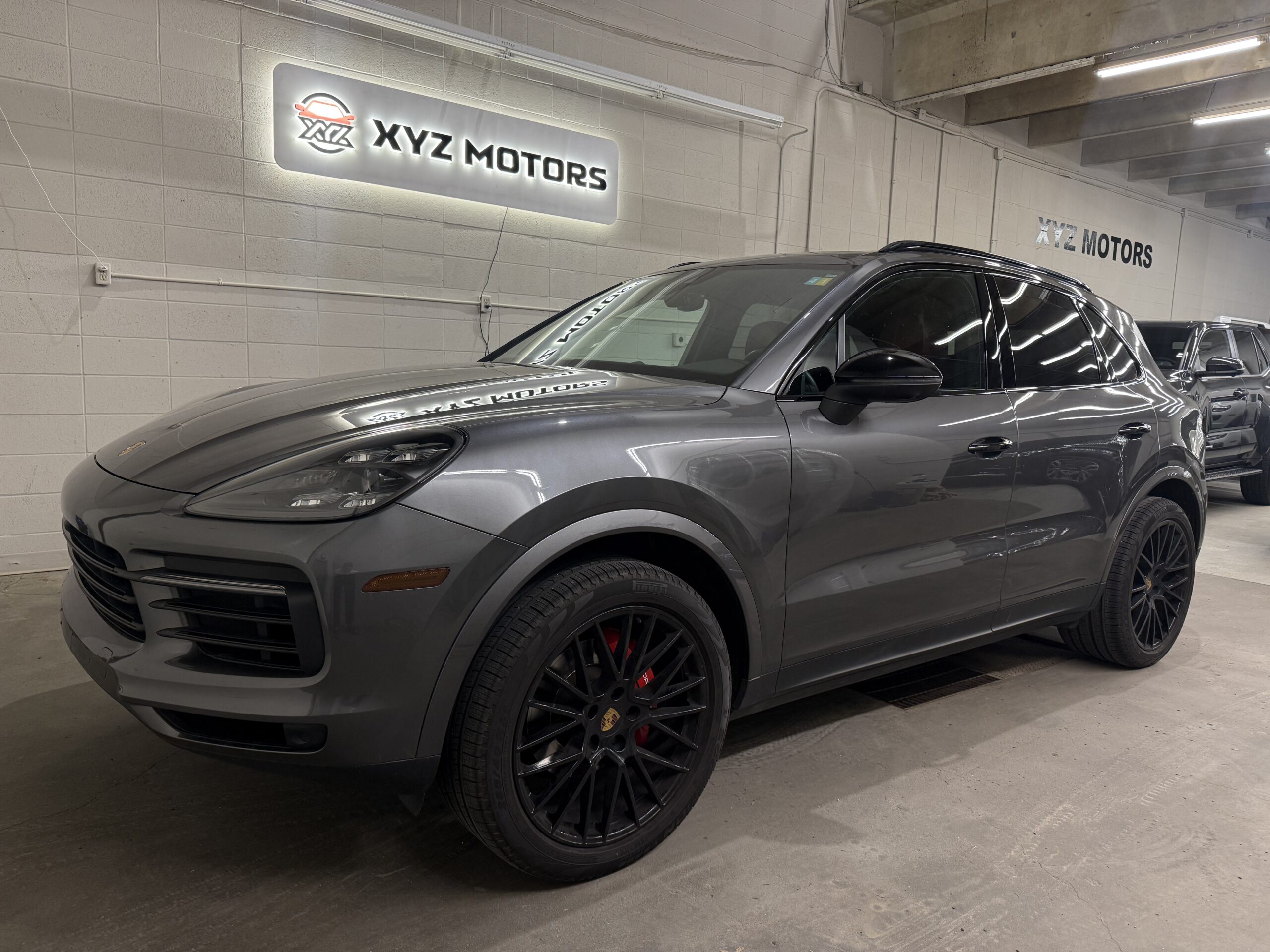 2019 PORSCHE CAYENNE - Image 2